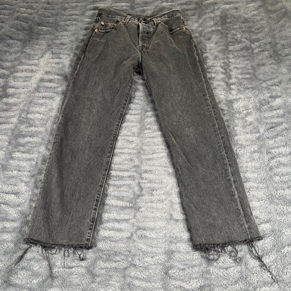 Levis 501 Original Straight Leg Jeans Faded Black Raw Hem 25x26 AN949